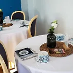 L'ideal Le Mountbatten 3* Αρρομάνς