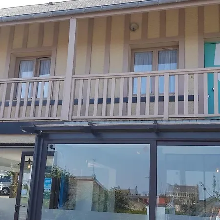 Hotel L'Ideal Le Mountbatten Hotel
