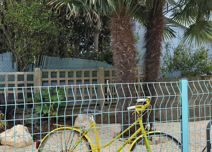 L'ideal Le Mountbatten מלון ארומנש-לה-באינס