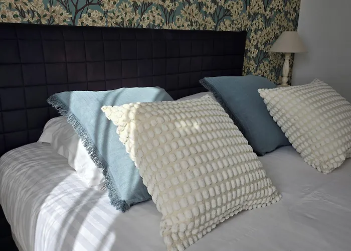 L'ideal Le Mountbatten ארומנש-לה-באינס