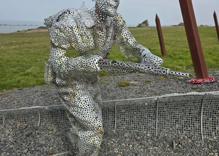 L'ideal Le Mountbatten מלון ארומנש-לה-באינס